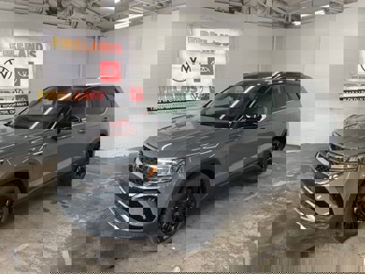 New 2024 Volkswagen Taos SE