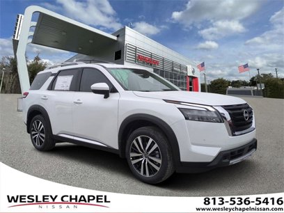 New 2025 Nissan Pathfinder Platinum w/ Cargo Package