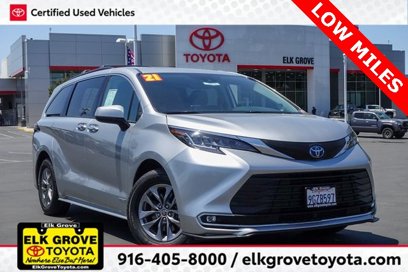 Certified 2021 Toyota Sienna XLE w/ XLE Plus Package