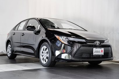 New 2025 Toyota Corolla LE