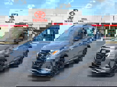 Used 2024 Nissan Kicks SR w/ SR Premium Package