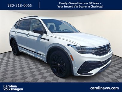 Certified 2022 Volkswagen Tiguan SE R-Line