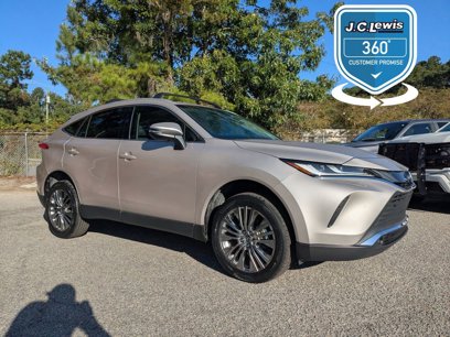Used 2023 Toyota Venza XLE
