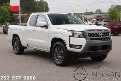 New 2025 Nissan Frontier SV w/ SV Convenience Package