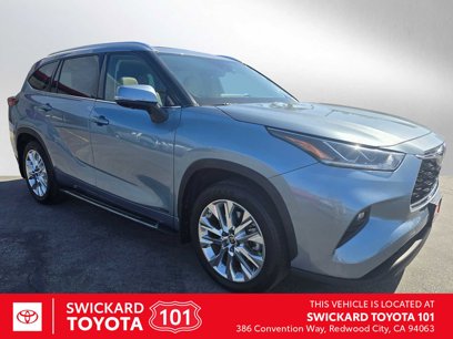 Used 2023 Toyota Highlander Limited