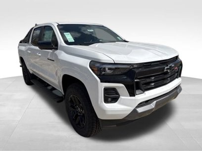 New 2025 Chevrolet Colorado Z71 w/ Midnight Edition