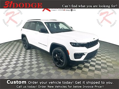 New 2025 Jeep Grand Cherokee Limited w/ Black Appearance Package
