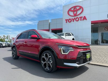 Used 2023 Kia Niro EX Touring