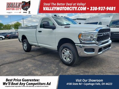 Used 2024 RAM 2500 Tradesman w/ Chrome Appearance Group