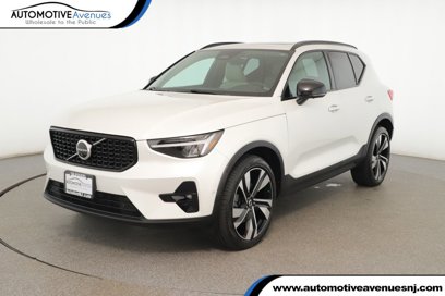 Used 2023 Volvo XC40 B5 Ultimate w/ Protection Package Premier