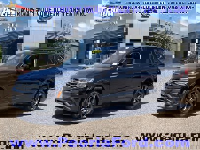 Used 2023 Volkswagen Tiguan SE