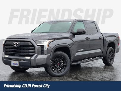 Used 2022 Toyota Tundra SR5 w/ SR5 Convenience Package
