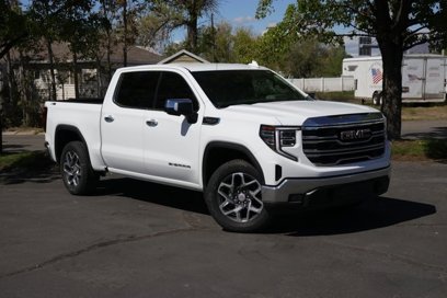 New 2024 GMC Sierra 1500 SLT