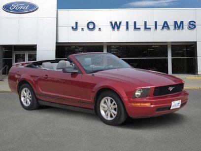 Used 2007 Ford Mustang Deluxe