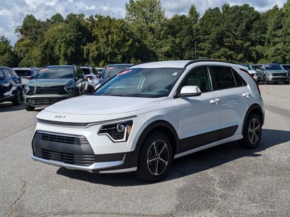 New 2024 Kia Niro EX