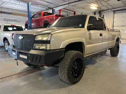 Used 2004 Chevrolet Silverado 2500 LT w/ Heavy-Duty Power Package