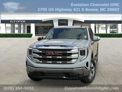New 2025 GMC Sierra 1500 SLE
