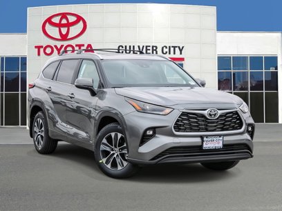 New 2025 Toyota Highlander XLE