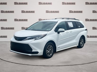 Used 2021 Toyota Sienna LE