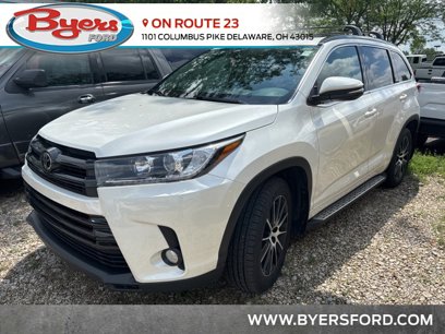 Used 2017 Toyota Highlander SE