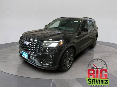 New 2025 Ford Explorer ST-Line w/ Premium Package