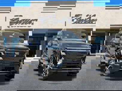 New 2025 Cadillac Lyriq Luxury