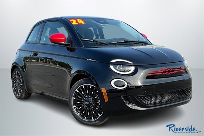 New 2024 FIAT 500 e (RED)
