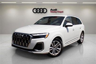 New 2025 Audi Q7 3.0T Prestige