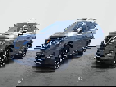 Used 2020 Nissan Rogue SL w/ Premium Package