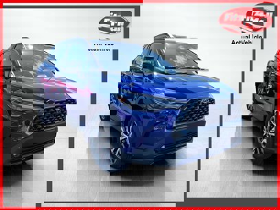 New 2025 Toyota Corolla Cross XLE
