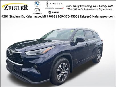Used 2022 Toyota Highlander XLE
