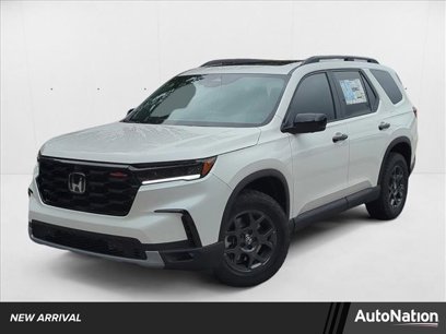 New 2025 Honda Pilot TrailSport