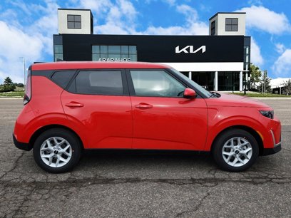 New 2025 Kia Soul S