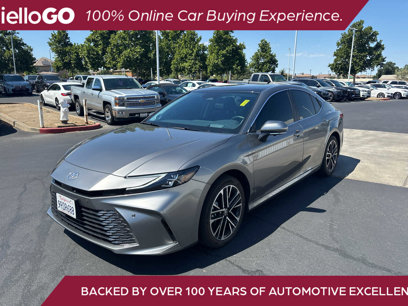 Used 2025 Toyota Camry XLE