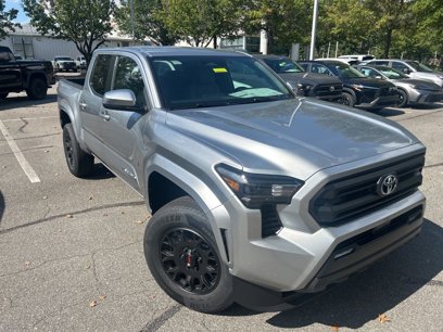 New 2025 Toyota Tacoma SR5