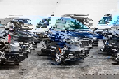 Used 2024 Chrysler Pacifica Touring-L