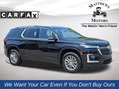 Used 2023 Chevrolet Traverse LT