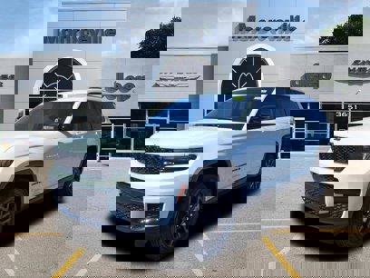 New 2025 Jeep Grand Cherokee L Altitude