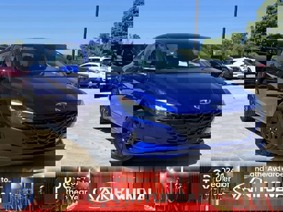 Certified 2022 Hyundai Elantra SEL