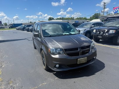 Used 2016 Dodge Grand Caravan R/T w/ Driver Convenience Group
