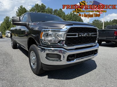 New 2024 RAM 3500 Tradesman w/ Chrome Appearance Group