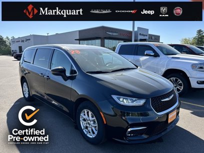 Used 2023 Chrysler Pacifica Touring-L