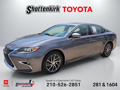 Used 2017 Lexus ES 350 w/ Luxury Package