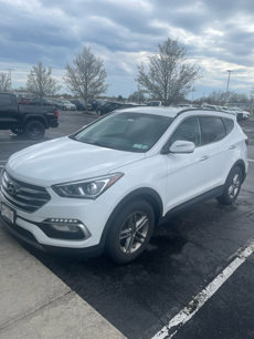 Used 2018 Hyundai Santa Fe Sport w/ 2.4L Value Package 02