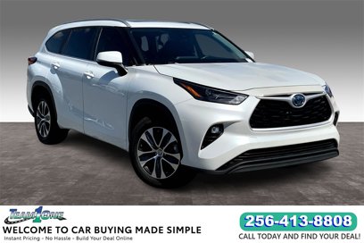 Used 2023 Toyota Highlander XLE