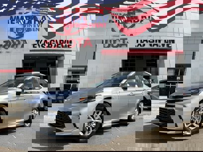 New 2025 Toyota Camry LE