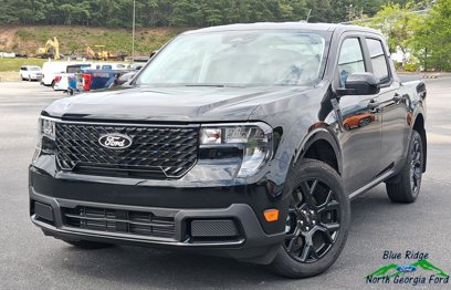 New 2025 Ford Maverick XLT w/ XLT Luxury Package