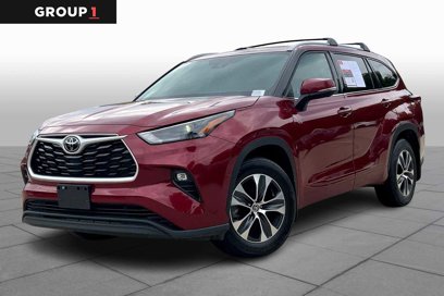 Used 2022 Toyota Highlander XLE
