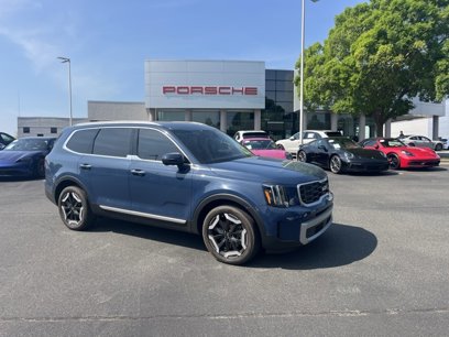 Used 2023 Kia Telluride S w/ S Sunroof Package