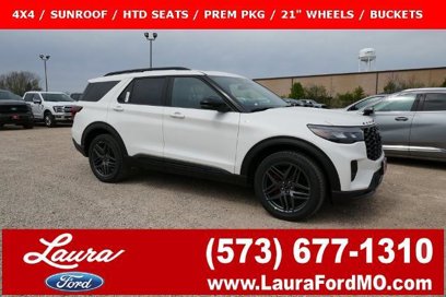 New 2025 Ford Explorer ST-Line w/ Premium Package